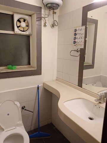 Bathroom in 4 BHK Apartment at Sahara Grace Gurgaon, Sector 28 – for Rent