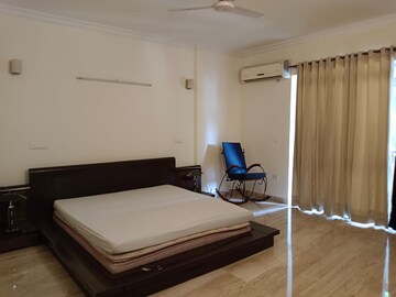 Bedroom in 4 BHK Apartment at Sahara Grace Gurgaon, Sector 28 – for Rent