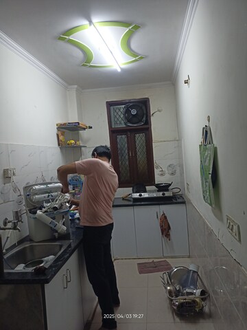 Team Area in 2 BHK Builder Floor at Mansa Ram Park – for Sale