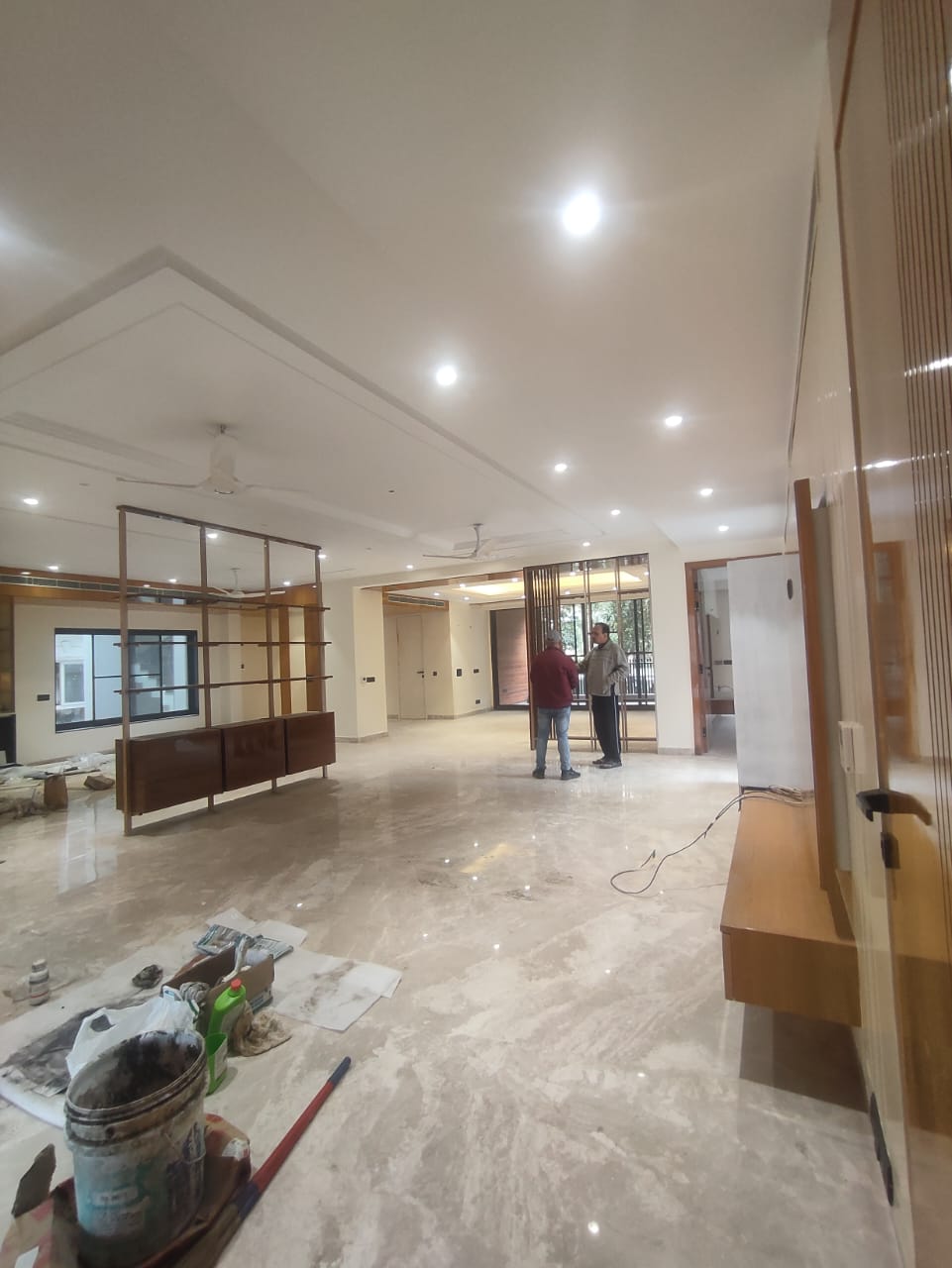 4 BHK + Pooja Room,Servant Room,Extra Room Builder Floor For Rent in Unitech Arcadia