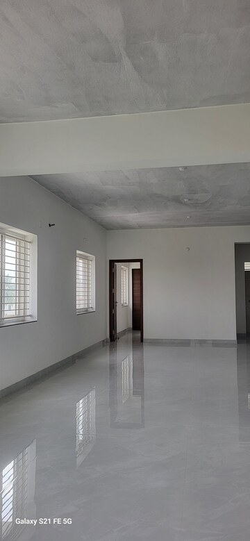 Furnished Amenities in 3 BHK Builder Floor at Kothapet – for Sale