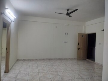 Room in 2 BHK Builder Floor at Kodihalli – for Rent