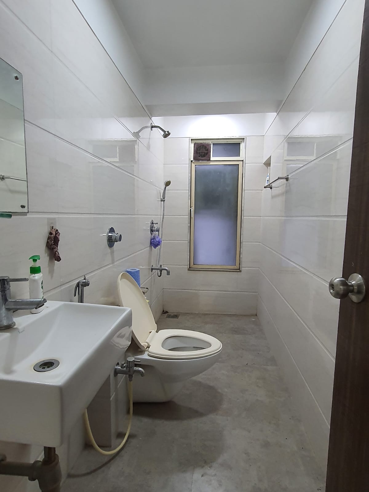 3 BHK Apartment For Rent in Neumec Chandelier Court