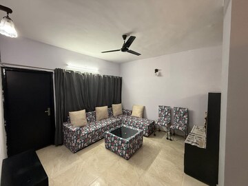 Living Room in 3 BHK Builder Floor at Sector 36 – for Rent
