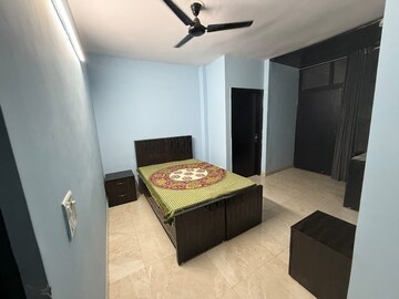 Bedroom in 3 BHK Builder Floor at Sector 36 – for Rent