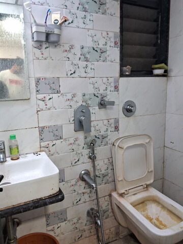 Master Bedroom in 1.5 BHK Apartment at Yash Apartment KoparKhairane, Kopar Khairane – for Rent