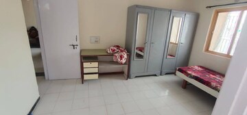 Furnished Amenities in 2 BHK Apartment at Anand Nagar – for Rent