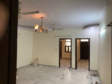 Living Room in 3 BHK Builder Floor at Sainik Colony – for Rent