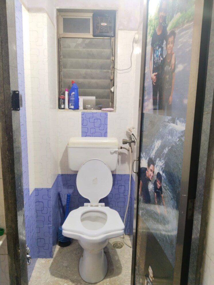 Bathroom, harjas-chs 2 Bedroom 725 Sq.Ft. Apartment In Ic Colony Mumbai 8840828