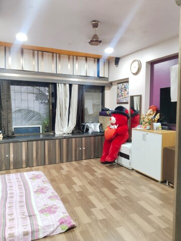 Bedroom in 2 BHK Apartment at Harjas CHS, Ic Colony – for Rent