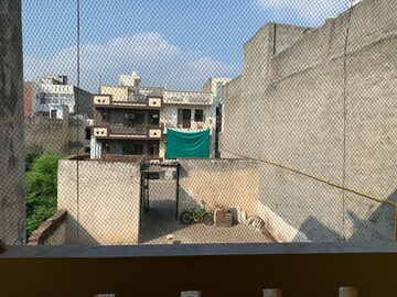 3 BHK Builder Floor – Exterior View View at Sainik Colony - for Rent