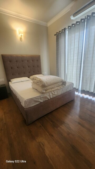 Bedroom in 2 BHK Apartment at Central Park Flower Valley Aqua Front Towers, Sohna Sector 33 – for Rent