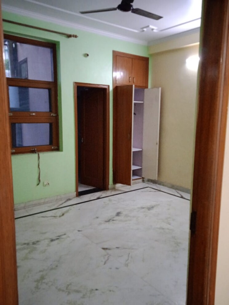 Room, rwa-apartments-sector-47 2 Bedroom 112 Sq.Mt. Builder Floor In Sector 47 Noida 8840916