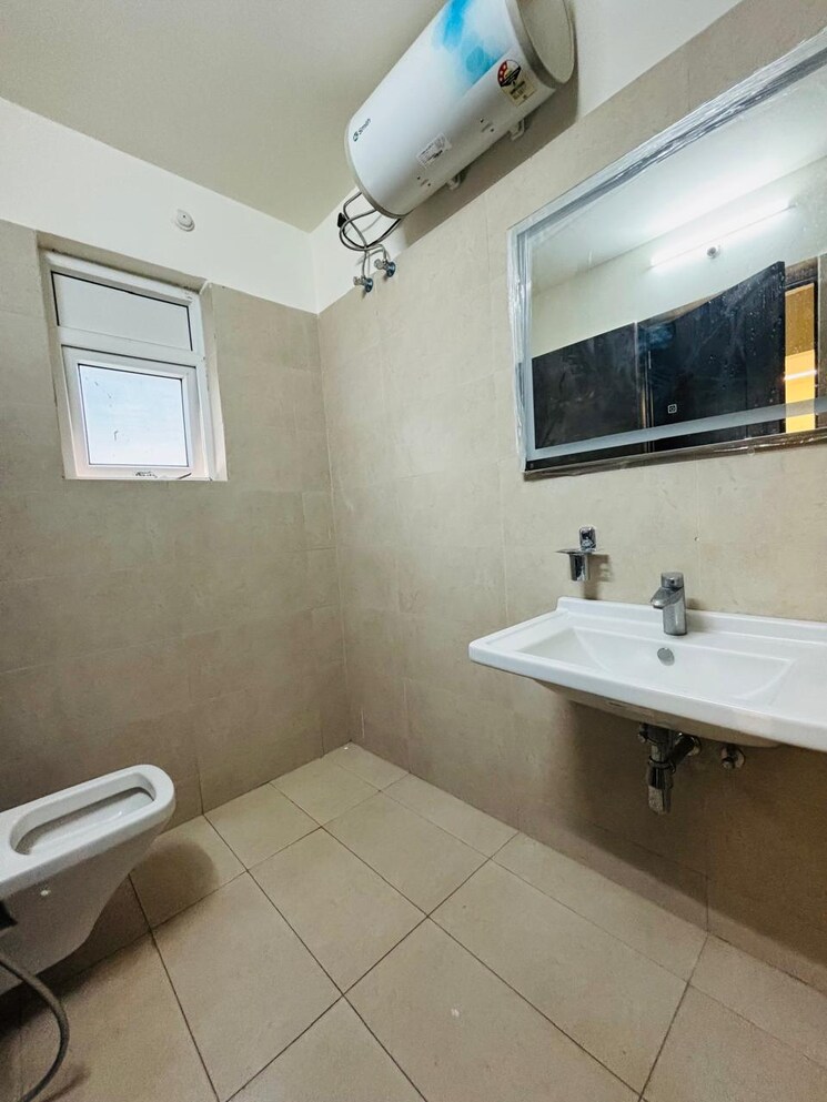 Bathroom, rajapushpa-green-dale 4 Bedroom 4020 Sq.Ft. Villa In Tellapur Hyderabad 8840918