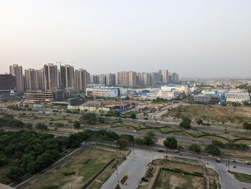 2.5 BHK Apartment For Sale in Himalaya Pride, Tech Zone 4 Greater Noida