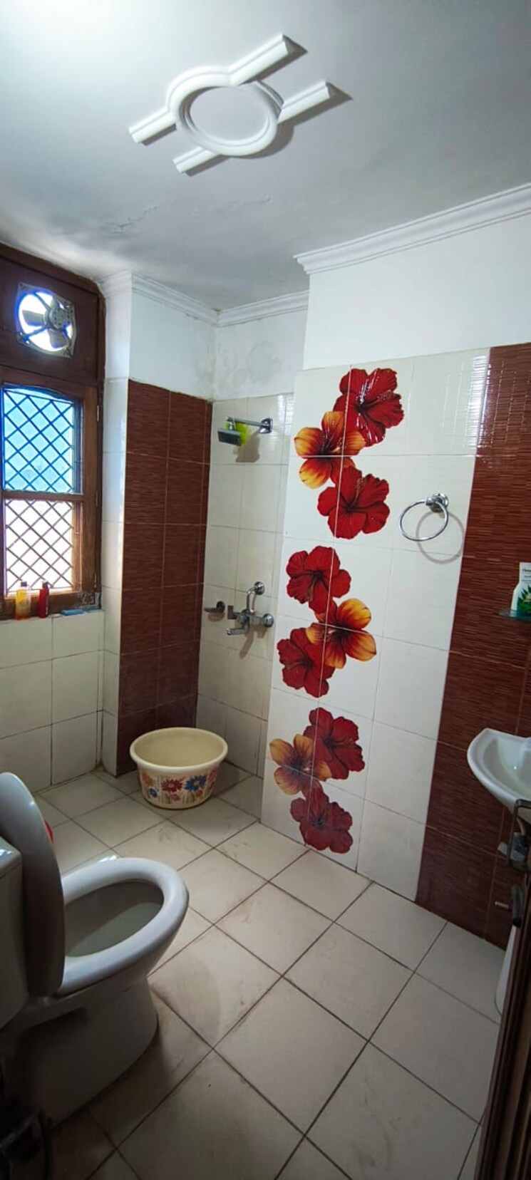 Bathroom, sahastradhara road 2 Bedroom 1405 Sq.Ft. Builder Floor In Sahastradhara Road Dehradun 8840932