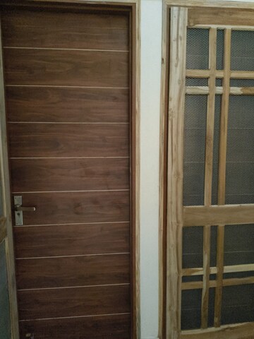 Room in 2 BHK Builder Floor at Sahastradhara Road – for Rent