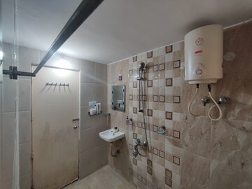 Bathroom in 2 BHK Apartment at MC Sarovar, Kr Puram – for Sale