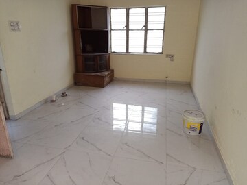 Room in 2 BHK Apartment at Satellite – for Rent