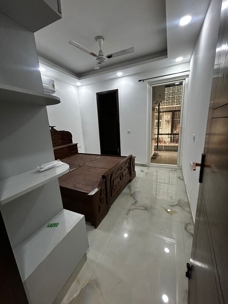 Kitchen, lajpat nagar 3 Bedroom 1300 Sq.Ft. Builder Floor In Lajpat Nagar Delhi 8840951