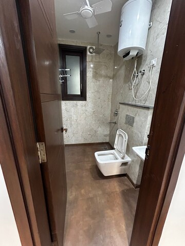 Bathroom in 3 BHK Builder Floor at Lajpat Nagar – for Rent