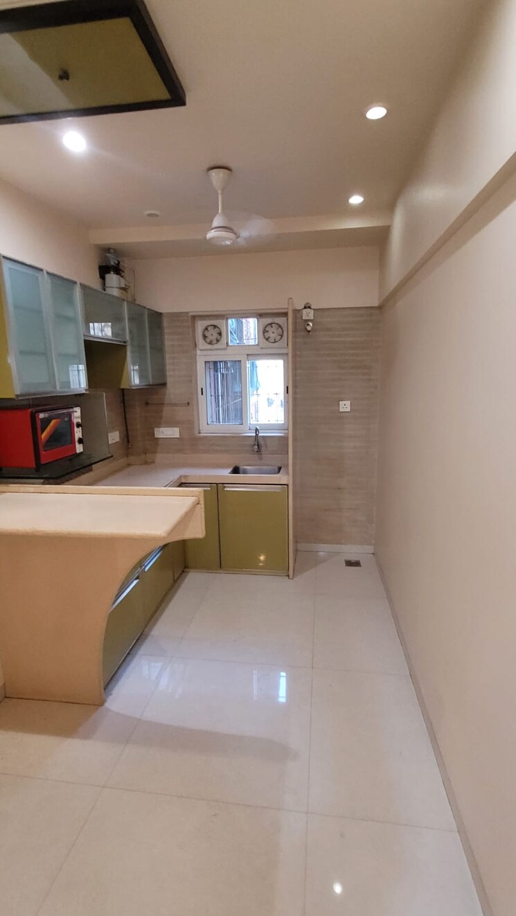 Kitchen, urban-vatika 3 Bedroom 1500 Sq.Ft. Apartment In Dhakoli Zirakpur 8840954