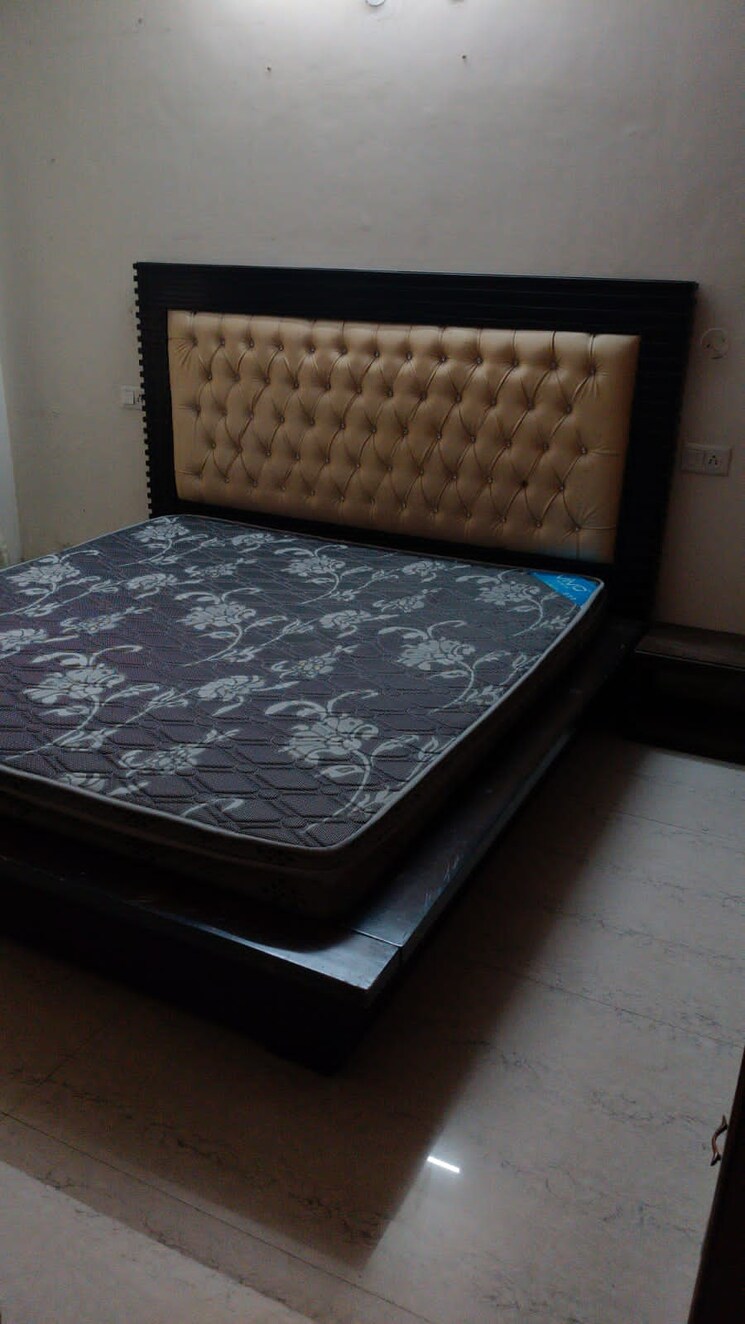 Bedroom, vip road 3 Bedroom 1800 Sq.Ft. Apartment In Vip Road Zirakpur 8840963