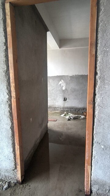 Furnished Amenities in 3 BHK Apartment at Morabadi – for Sale