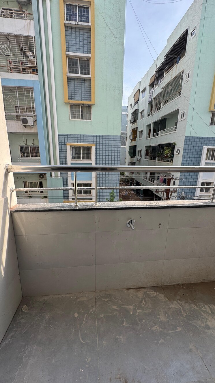 Balcony, kondapur 1 Bedroom 640 Sq.Ft. Apartment In Kondapur Hyderabad 8841010