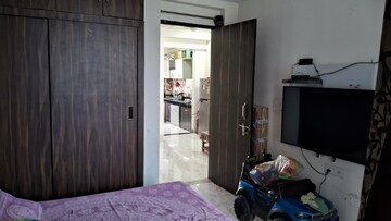 Parking in 2 BHK Builder Floor at Sector 9 – for Rent