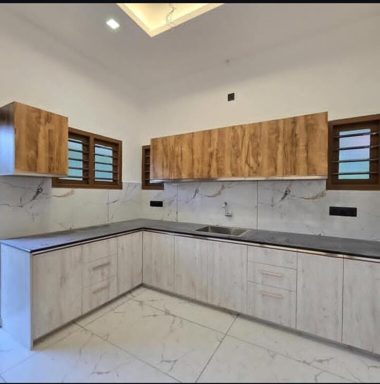 Kitchen, sector 30 3.5 Bedroom 3150 Sq.Ft. Builder Floor In Sector 30 Faridabad 8841075