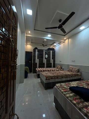 Room in  Pg at Kopar Khairane – for Rent