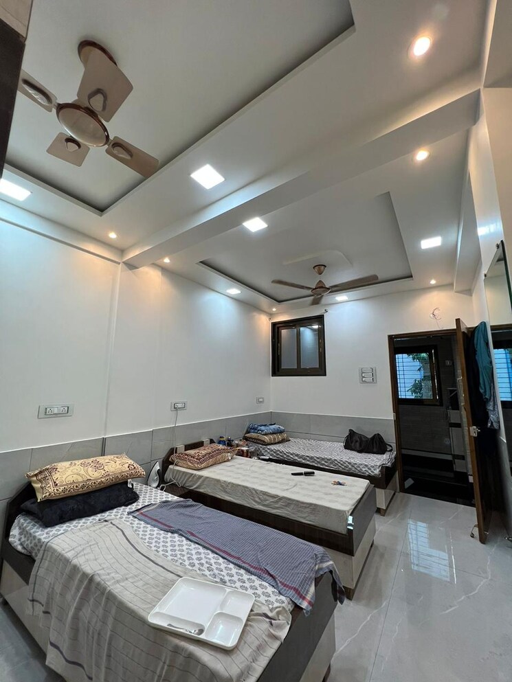 Room, kopar khairane Pg For Boys In Kopar Khairane 8841068