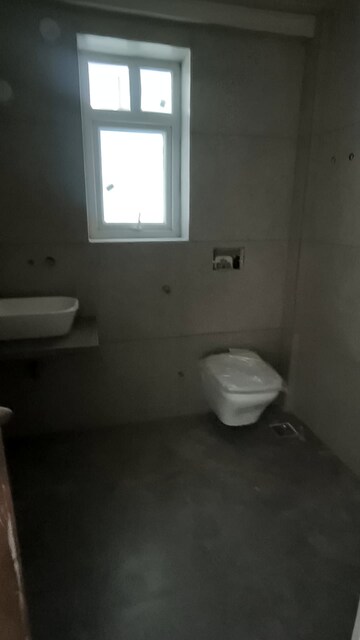 Bathroom in 3 BHK Apartment at Bariatu – for Sale