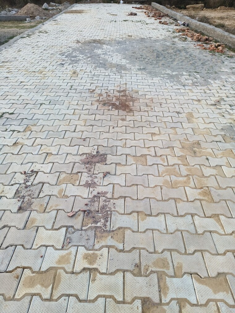 Exterior View, sector 12  200 Sq.Yd. Plot In Sector 12 Noida 8841102