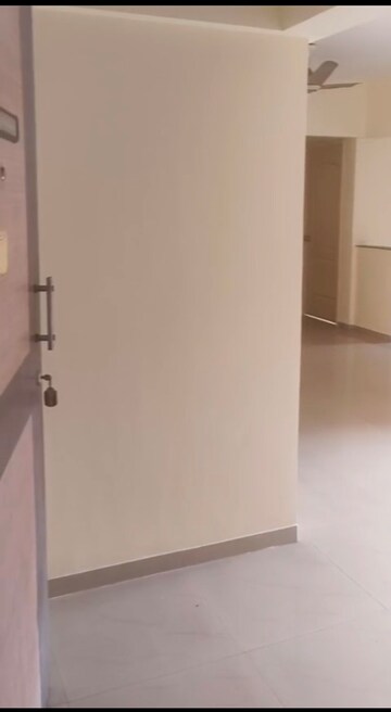 Room in 2 BHK Apartment at Essen Shonest Towers, Wakad – for Rent