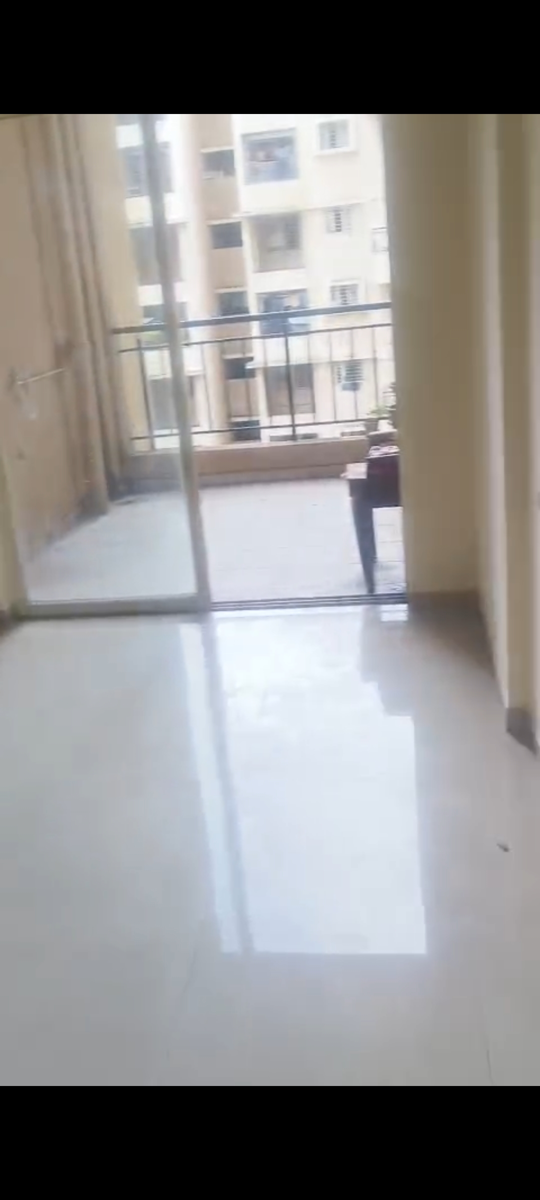 2 BHK 750 Sq.Ft. Apartment in Essen Shonest Towers