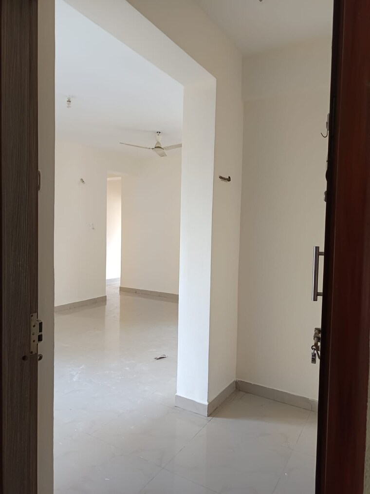 Room, mont-vert-tropez 2 Bedroom 960 Sq.Ft. Apartment In Wakad Pune 8841111