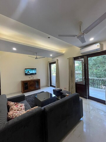 Bedroom in 3 BHK Builder Floor at Ansal Sushant Apartments, Sushant Lok I – for Rent