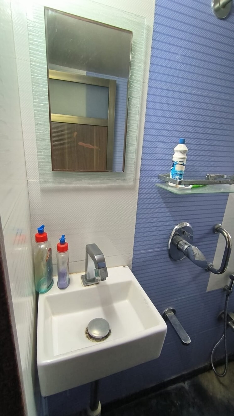 Bathroom, amrita-apartment 1 Bedroom 420 Sq.Ft. Apartment In Dadar West Mumbai 8841157
