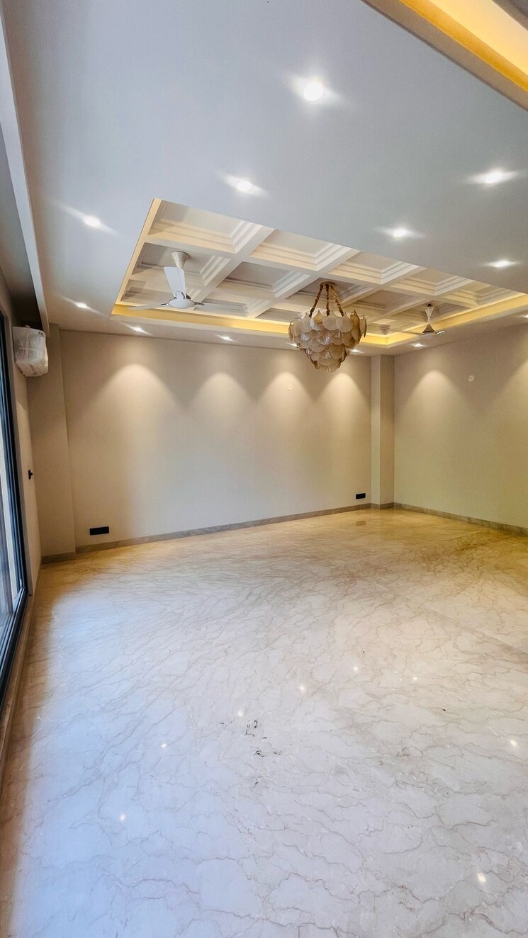 Room, ansal-api-versalia 4 Bedroom 300 Sq.Yd. Builder Floor In Sector 67a Gurgaon 8841170