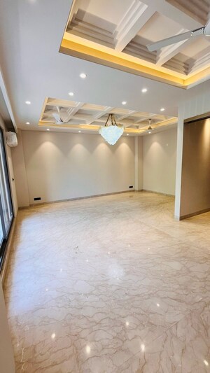 4 BHK Builder Floor For Sale in Ansal API Versalia, Sector 67a