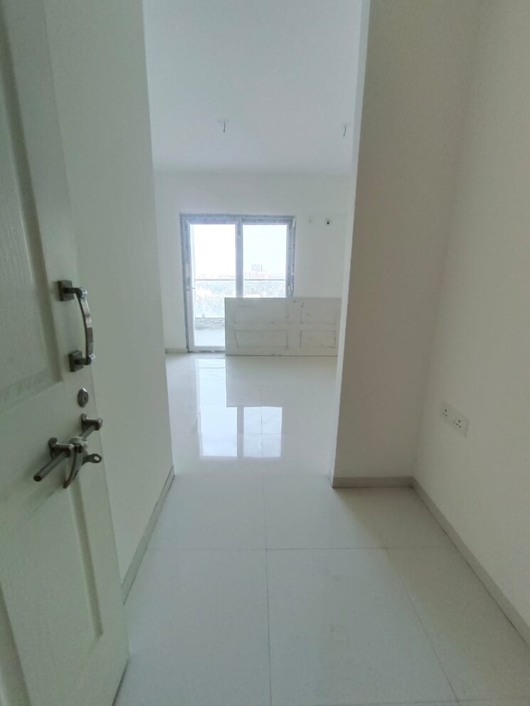 Bathroom, msr-seasons 2 Bedroom 1000 Sq.Ft. Apartment In Chinchwad Pune 8841191