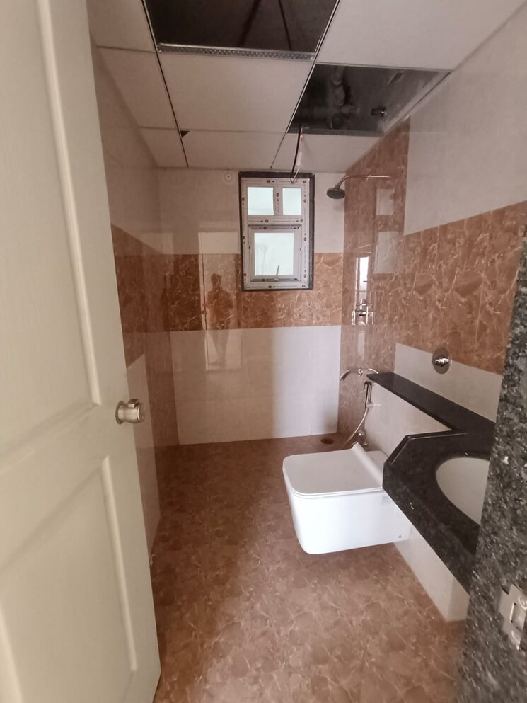 Attached Bathroom, msr-seasons 2 Bedroom 1000 Sq.Ft. Apartment In Chinchwad Pune 8841191