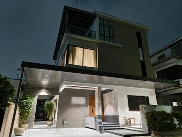 5 BHK Villa For Rent in Mantri Group Mantri Euphoria, Narsingi