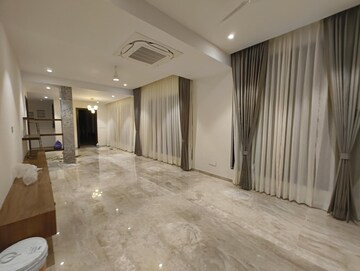 Room in 5 BHK Villa at Mantri Group Mantri Euphoria, Narsingi – for Rent