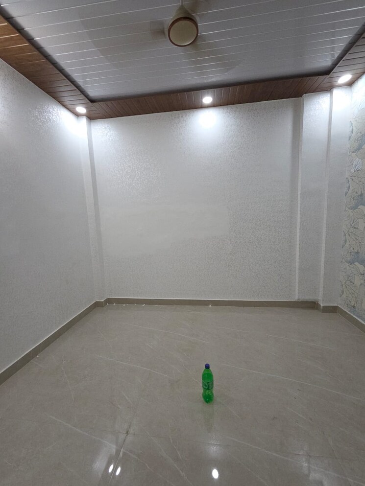 Room, vasundhara sector 5 3 Bedroom 1650 Sq.Ft. Builder Floor In Vasundhara Sector 5 Ghaziabad 8841228