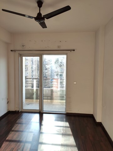 Room in 3 BHK Apartment at Saviour Green Arch, Tech Zone 4 Greater Noida – for Sale