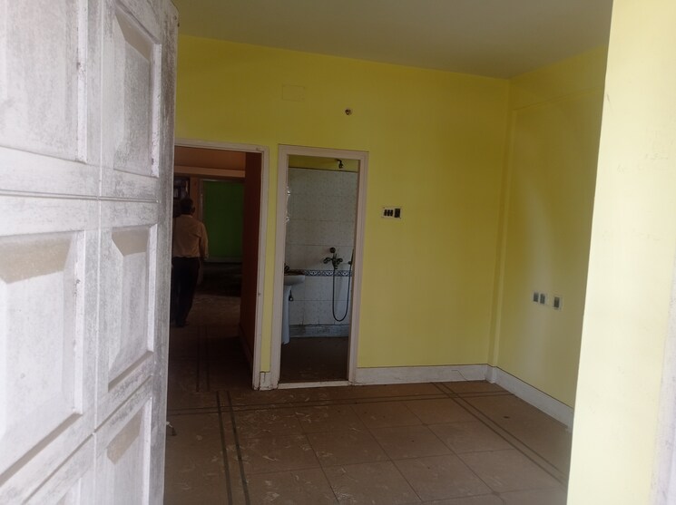 Other, golf green 2 Bedroom 955 Sq.Ft. Apartment In Golf Green Kolkata 8841294