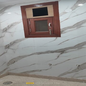 Room in 3 BHK Builder Floor at Vishwakarma Colony – for Sale